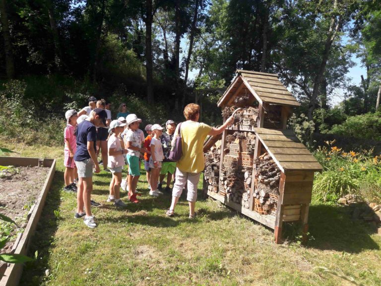 Lire la suite à propos de l’article Visite de l’école de Cuzieu à Donzy