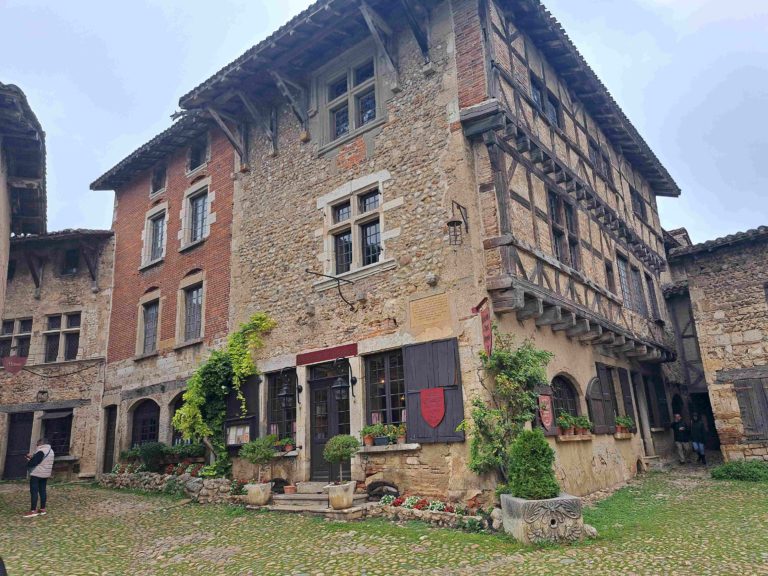 Pérouges 7